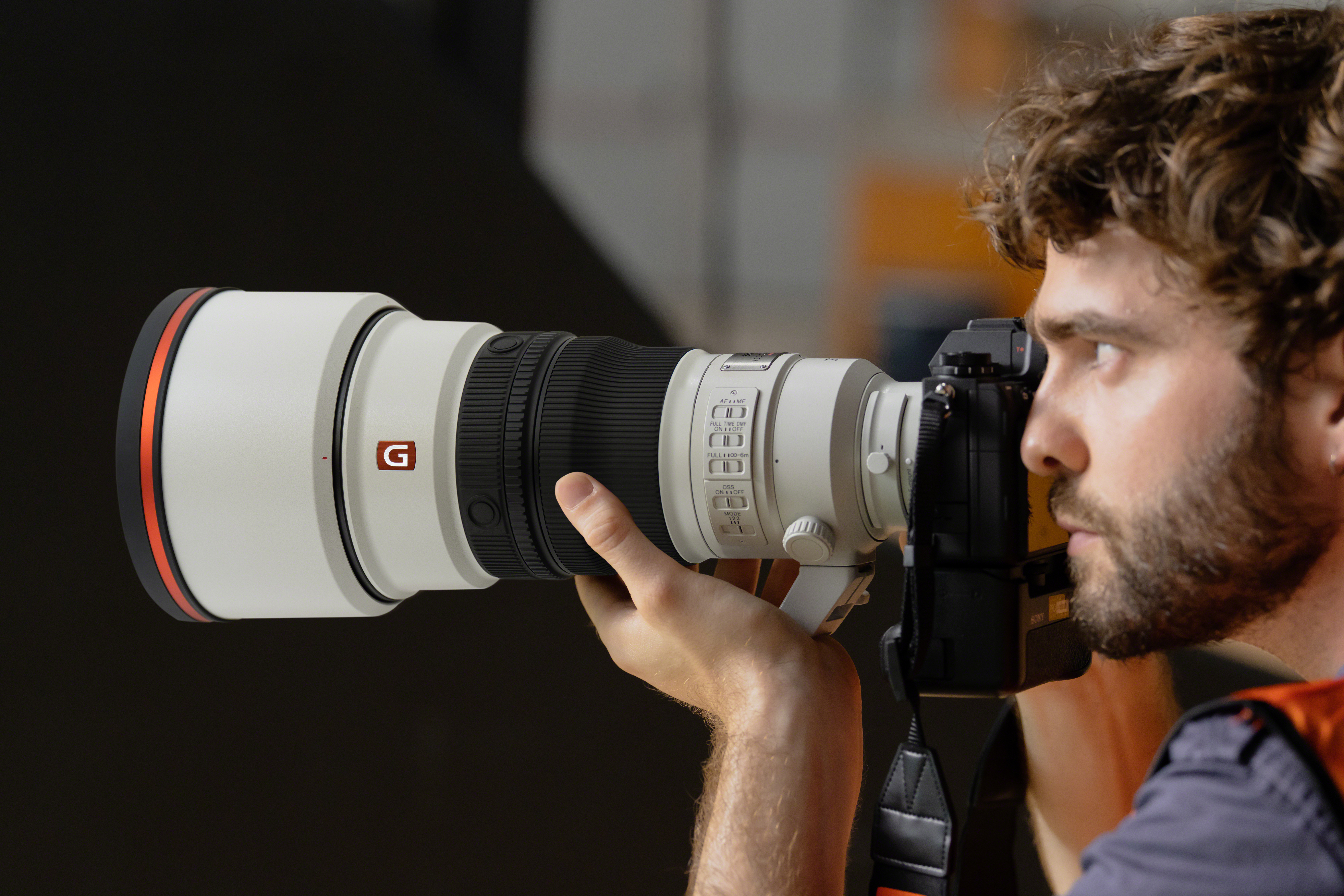 Sony lanza el G Master FE 300mm F2.8 GM OSS, el teleobjetivo prime